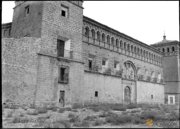 Alcañiz (Teruel). Castillo de Puy Pinós. Palacio. José Galiay Sarañana